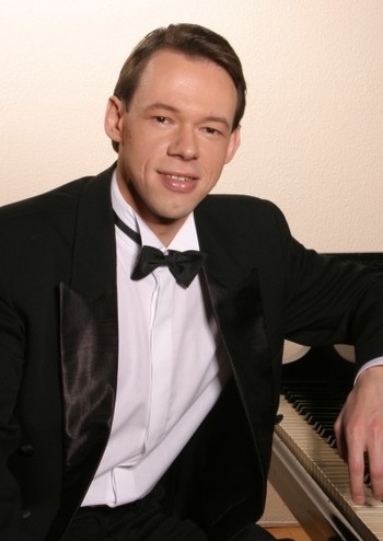 Л.В. Бетховен. Анрій Кутасевич (фортепіано)