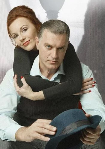 Двоє на гойдалці 